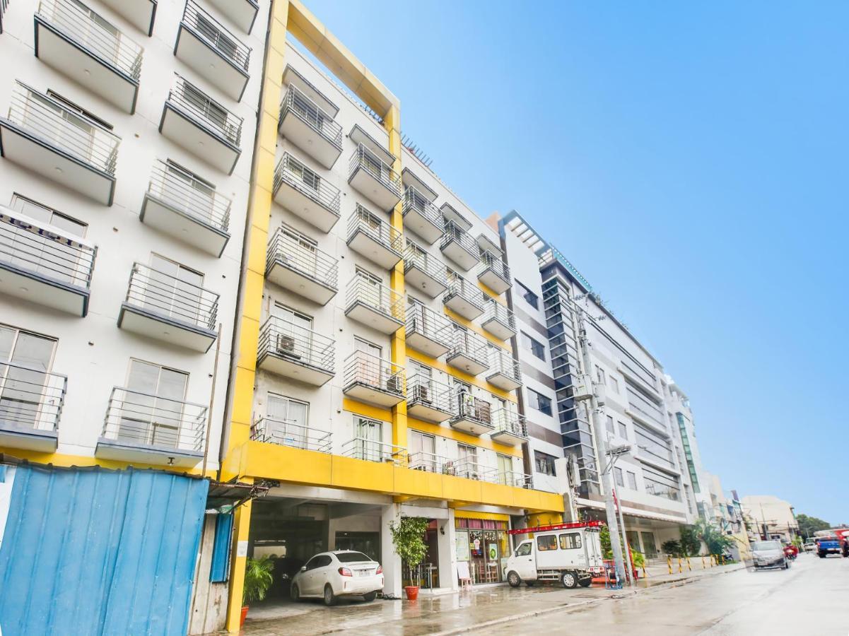 Oyo 893 Dian Suites Makati Manila Exteriör bild