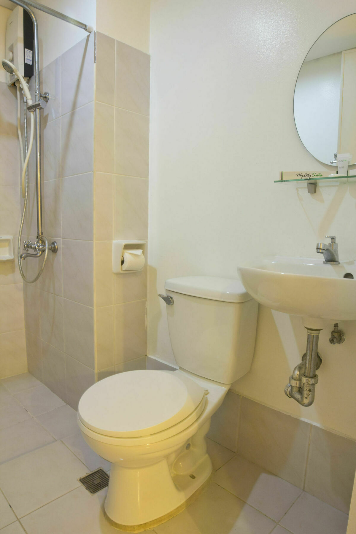 Oyo 893 Dian Suites Makati Manila Exteriör bild