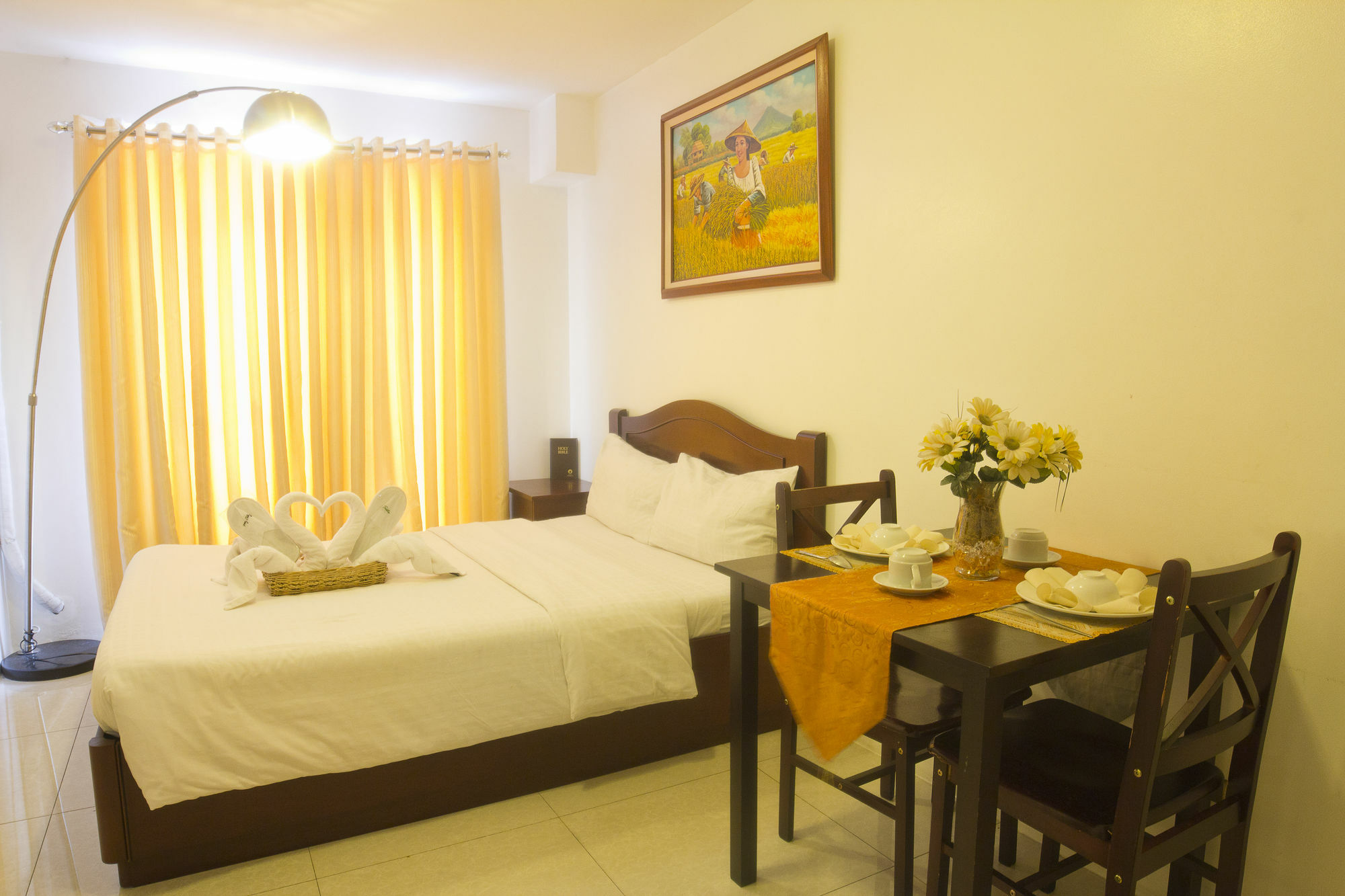 Oyo 893 Dian Suites Makati Manila Exteriör bild