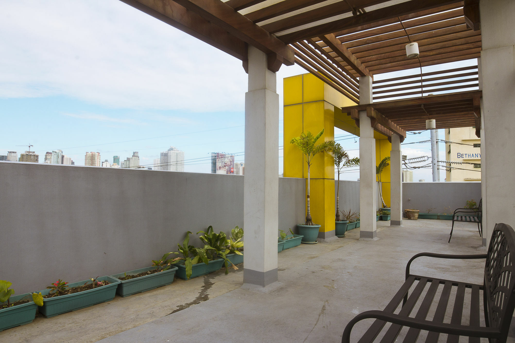 Oyo 893 Dian Suites Makati Manila Exteriör bild